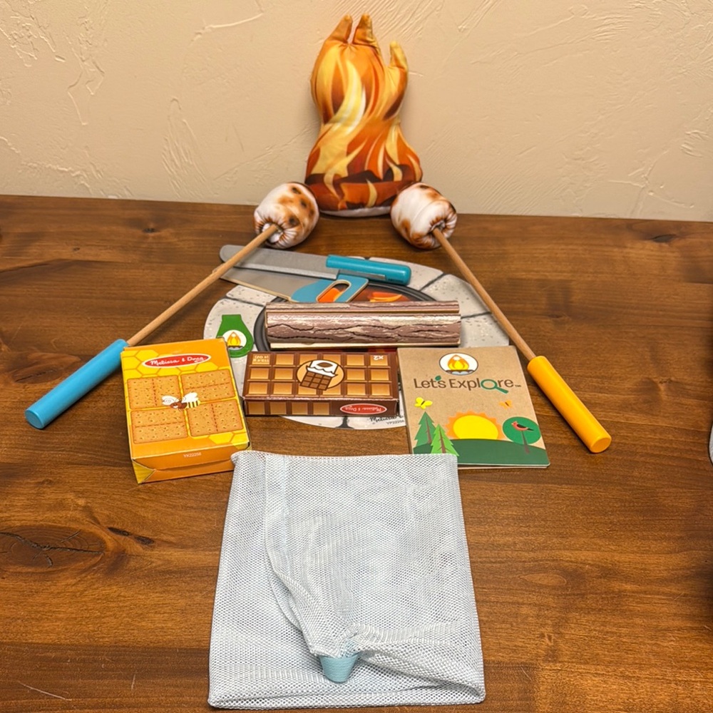 Melissa & Doug Campfire Smores Kit
